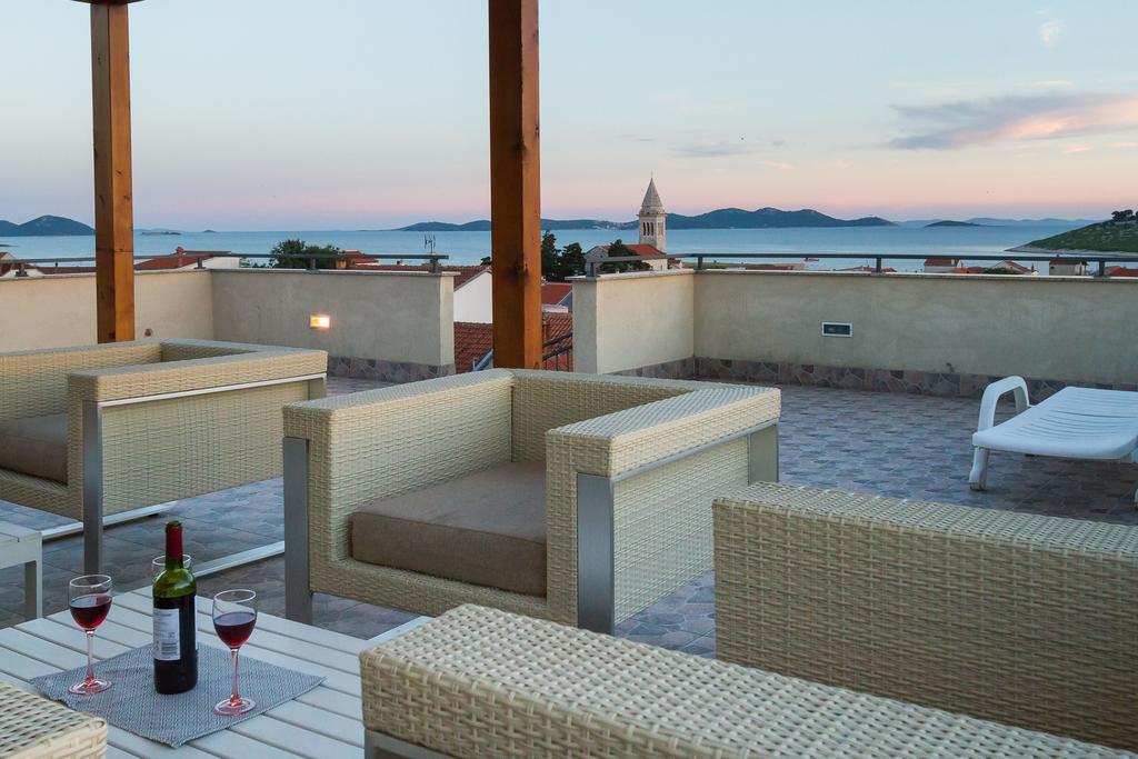 Apartmani Maksan Pakoštane Exterior foto