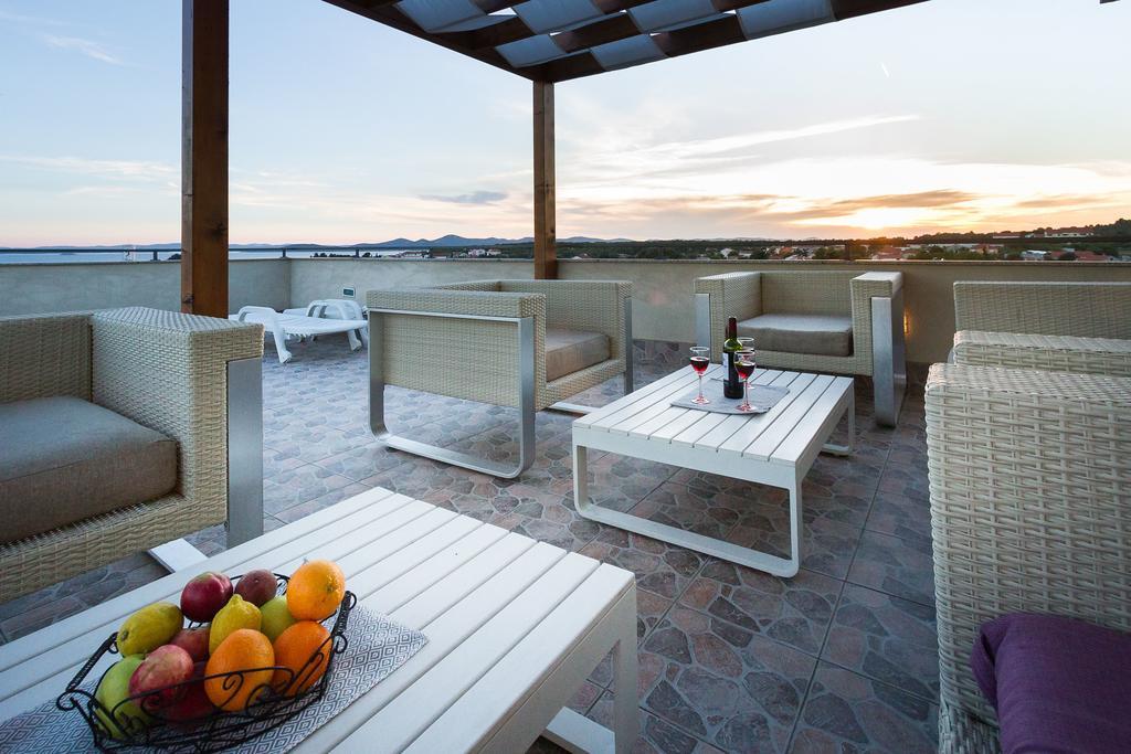 Apartmani Maksan Pakoštane Exterior foto
