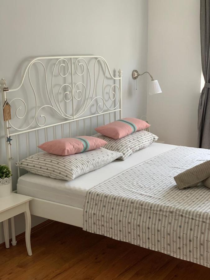 Apartmani Maksan Pakoštane Exterior foto